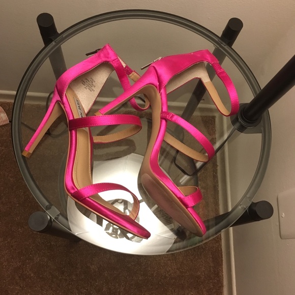 Brand new Steve Madden size 8 Heels - Picture 3 of 3